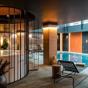 **** Hotell & Oceania Le Conti Frankrike