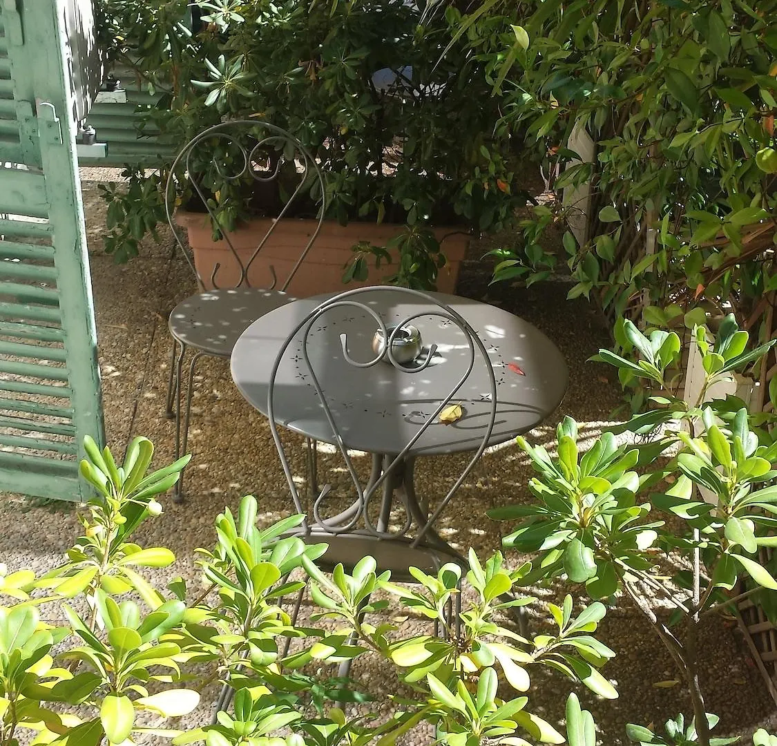 Hotel Restaurant Oasis Niza